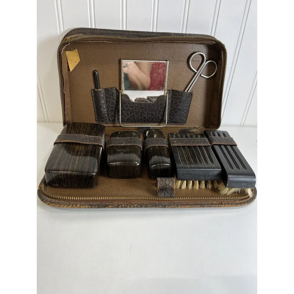 Vintage Mens Leather Travel Toiletry Kit. 8 Pieces Inc. Mirror w/Stand, Brushes
